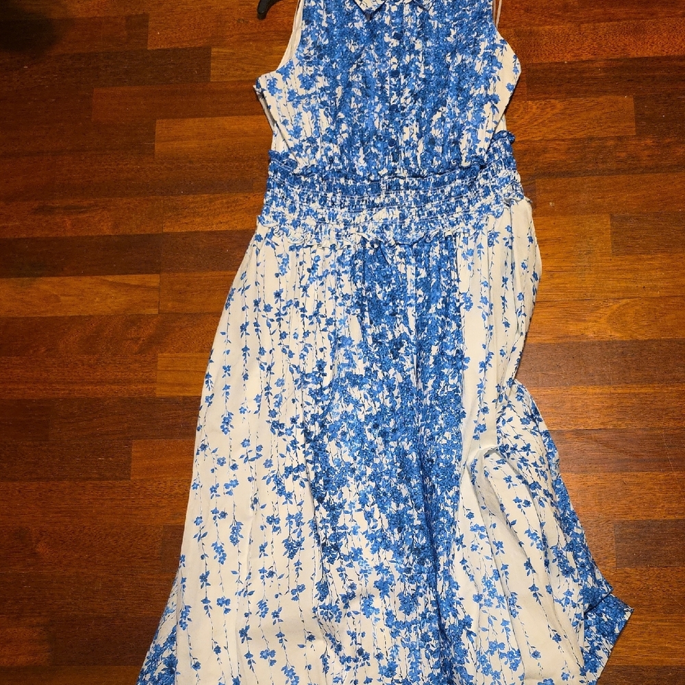 Taylor Blue and White Floral Midi Dress